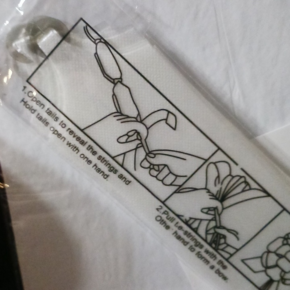 White Bow, Gift Set - Picture 5 of 6